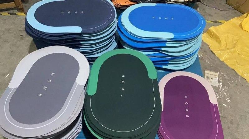 Water Absorbing Anti-Slip Floor Mat / Bath Mat